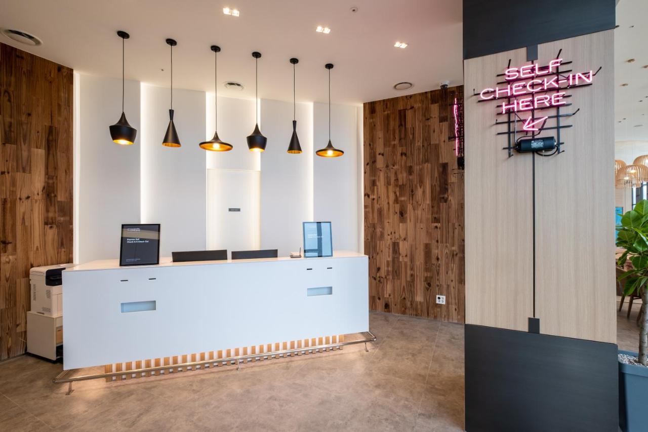 Darakhyu Yeosu Capsule Hotel By Walkerhill Kültér fotó